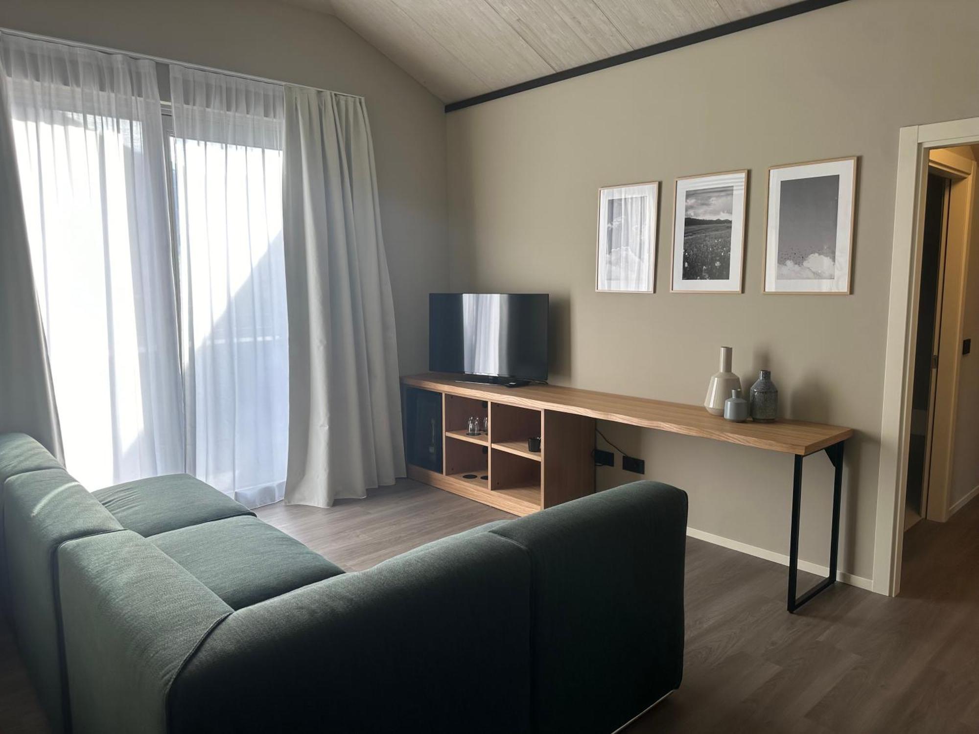 Terra Hotel Boutique Tirano Exterior photo